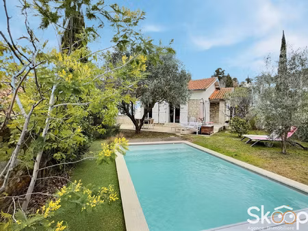 vente villa pleine de charme 5 pieces centre-ville - casteln