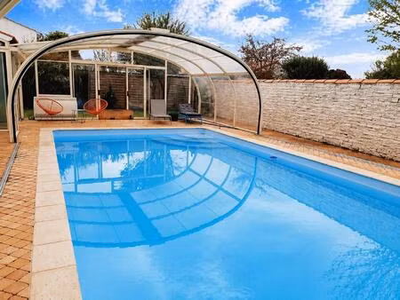 maison 157m2  3 chambres  piscine  grand garage 34m2