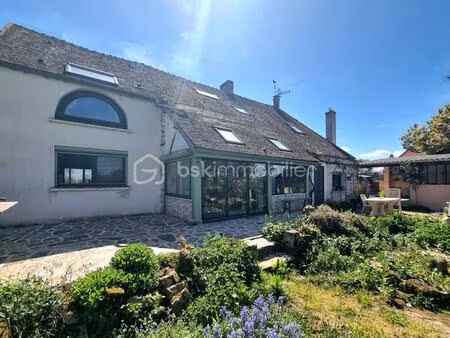 maison en pierre_ 4 chambres_ jardin !