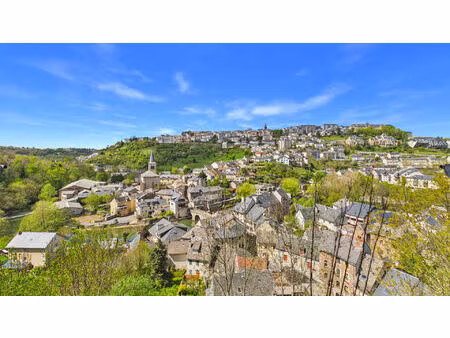 belle maison de 150m2 avec magnifique vue panoramique.