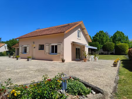 maison à vendre à roullet-saint-estèphe (16440) - charente