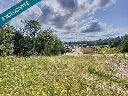 terrain constructible viabilisé de 767m2