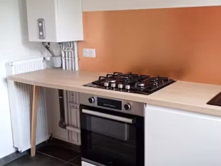location appartement 3 pièces 57 m² à lannion (22300)  770 €