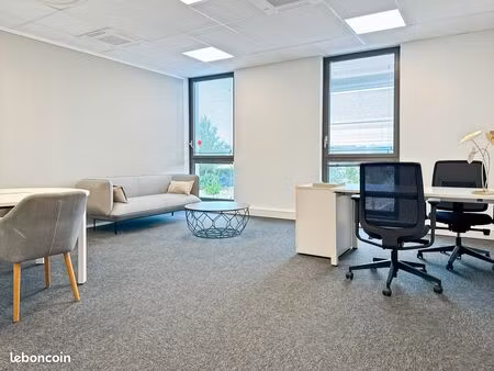 bureau privé à louer pour 2 personnes à aix-en-provence  regus aix les milles