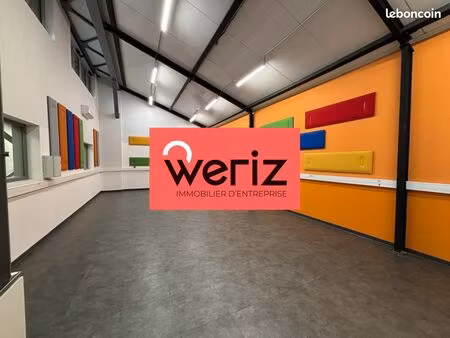 bureau 990 m²