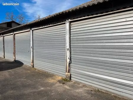 box de stockage 17 m² et 36 m²