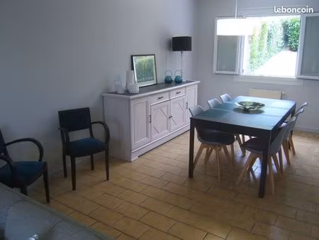très agréable maison entièrement rénovée  meublée et équipée