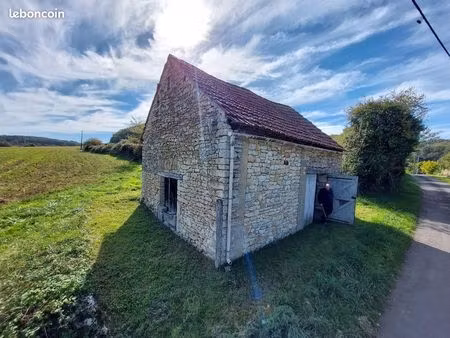 grange 35 m² jayac