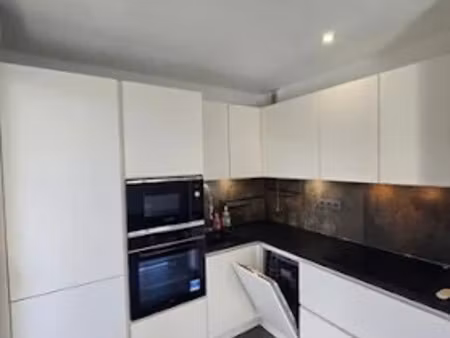 location appartement 2 pièces 47 m² à francheville (69340)  920 €