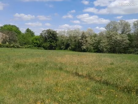 terrain 2100m² saint-germain du salembre 18200