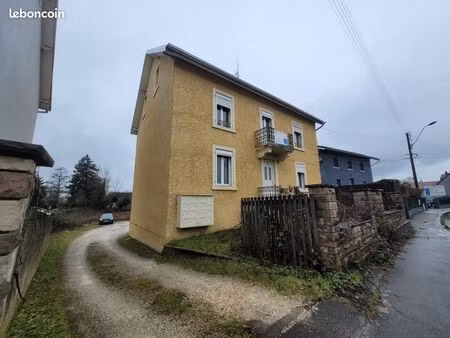 immeuble 4 pièces 75 m²