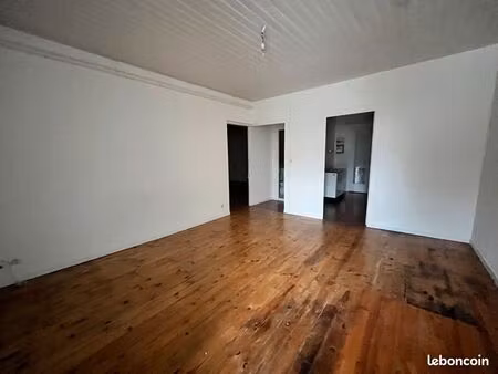 immeuble 228 m² montpon menesterol