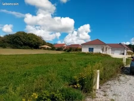 parcelle viabilisee 400 m² lavernay