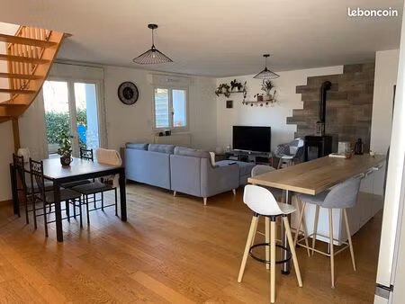 appartement en duplex – esprit maison – avec jardin et terrasse