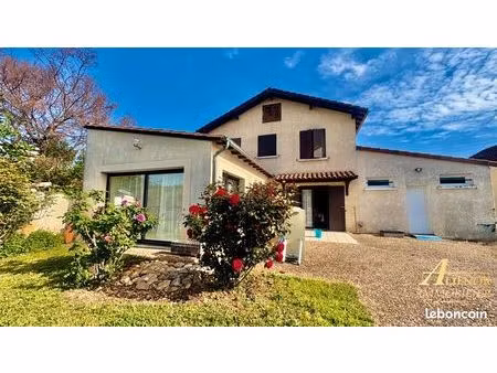 maison 8 pièces 291 m²