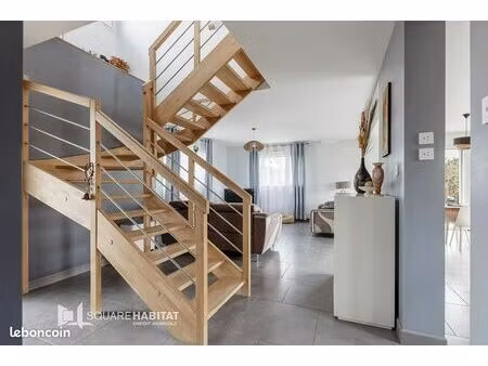 maison 6 pièces 166 m²