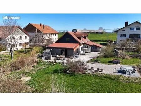 maison 7 pièces 171 m²