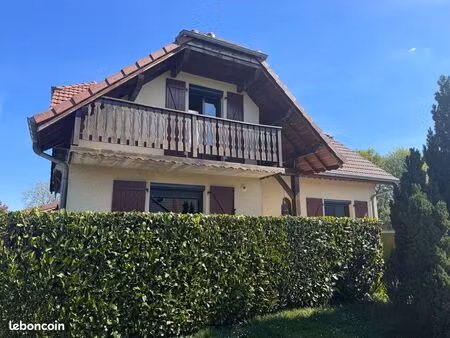 blamont – maison familiale 130 m²  4 chambres possibles  sous-sol complet