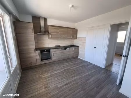 f3 renové 84m² - balcon - garage