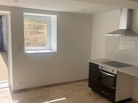 appartement neuf climatisé 2 chambres et patio