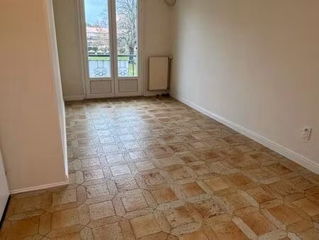 cabinet à louer