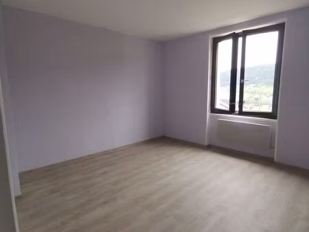 location appartement t2 à villers-le-lac