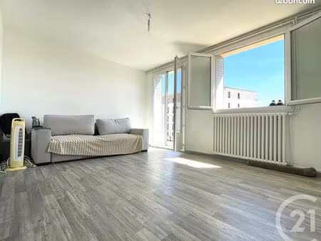 appartement 4 pièces 66 m²
