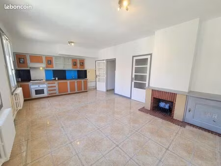 appartement 3 pièces 76 m²