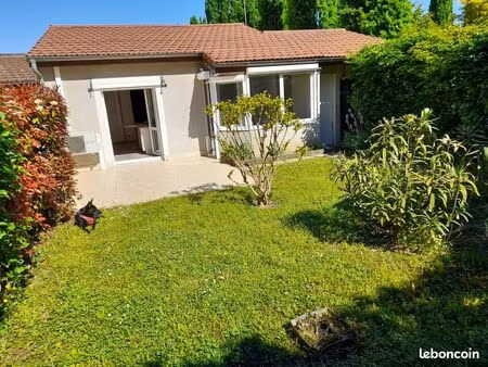 particulier vend maison mitoyenne