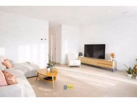 nieuwbouwappartement met twee slaapkamers en riante tuin