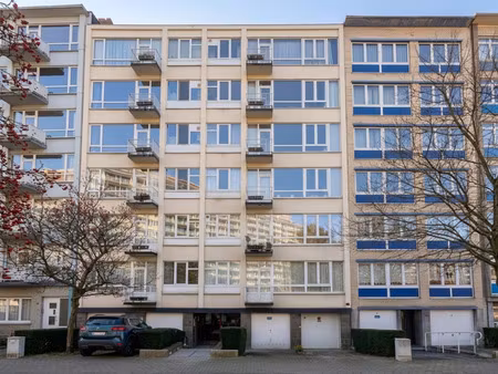 garage à louer à auderghem € 120 (lnq5j) - century 21 souverain | zimmo