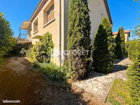 maison 7 pièces 199 m²