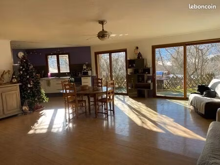 maison avec dépendance et terrain