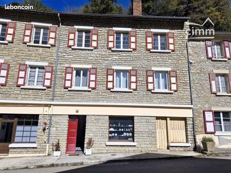 immeuble 189 m² saint-martin-en-vercors
