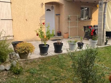 maison -4 pièces - jardin