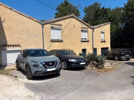 à vendre – grande maison entièrement rénovée en 2020 de 170m² avec jardin  au calme au bor