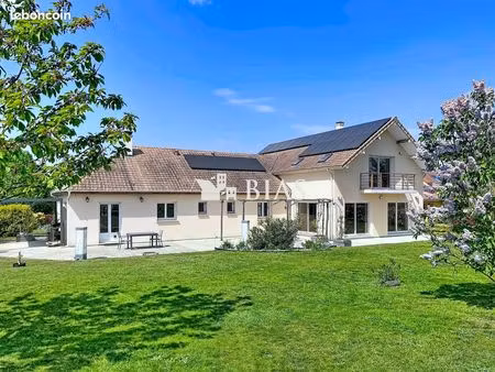 propriété 7 pièces 190 m²