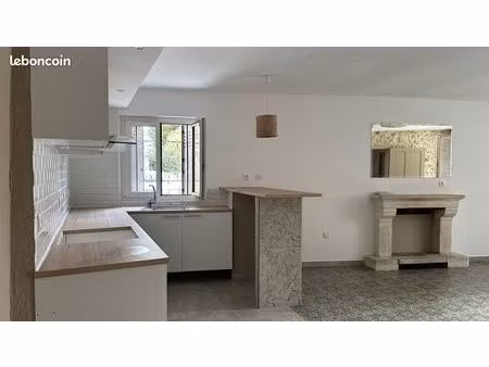 maison 140 m² centre ville pierrelatte avec exterieur