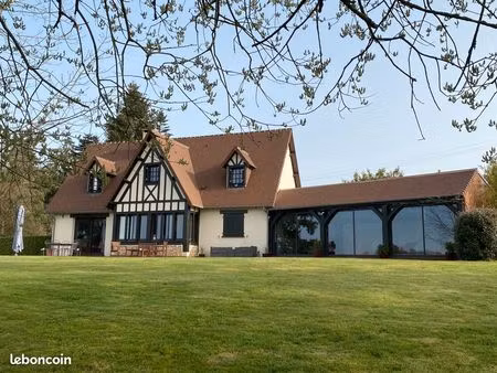 maison avec piscine intérieure