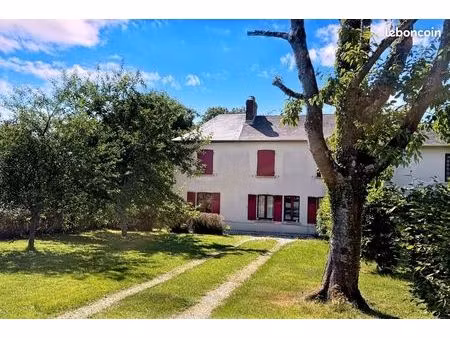 maison 4 pièces 121 m²