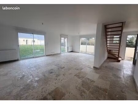 vente directe propriétaire maison 122 m2 salon spacieux