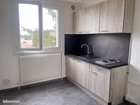 appartement t3 à louer à romans sur isère quartier la martinette
