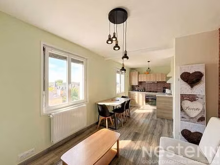 location appartement 2 pièces à hennebont (56700) : à louer 2 pièces / 36m² hennebont