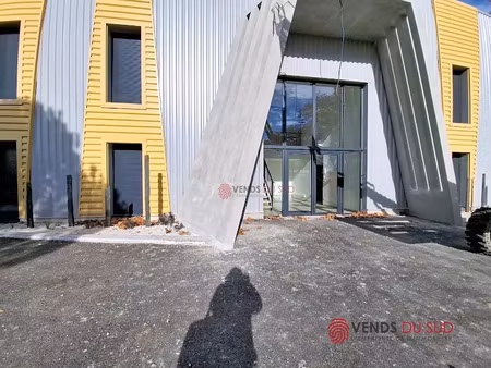 location locaux professionnels 0 pièces 235 m² à beziers (34500)  2 200 €