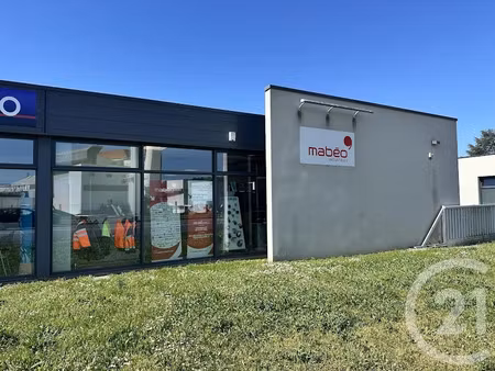 location locaux professionnels à chateauroux (36000)  27 600 €