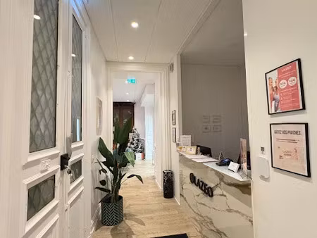 location locaux professionnels 5 pièces 180 m² à sète (34200)  2 700 €