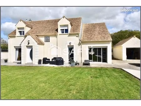 maison 7 pièces 180 m²