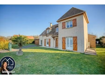 maison 7 pièces 182 m²