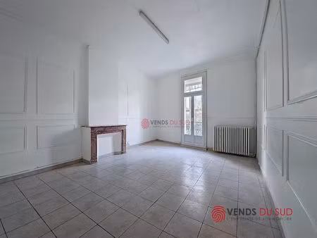 location locaux professionnels 4 pièces 83 m² à beziers (34500)  590 €