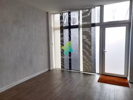 location locaux professionnels 0 pièces 78.87 m² à narbonne (11100)  780 €